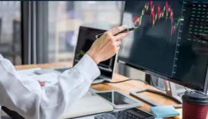 بک تست (Backtesting) چیست؟ ابزار علمی اعتبارسنجی استراتژی