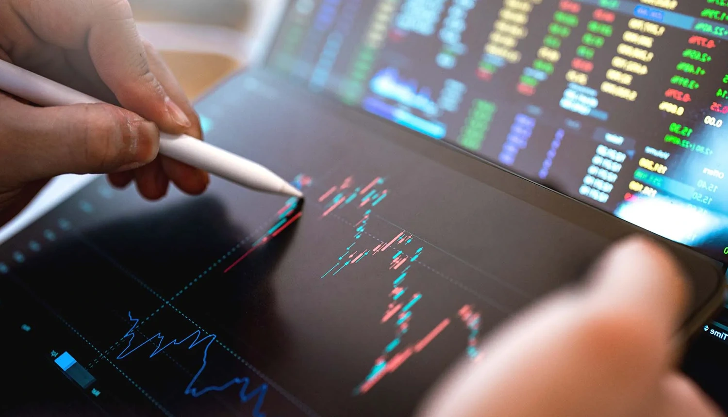 لیست 3 ابزار برتر هوش مصنوعی تحلیل تکنیکال در جهان